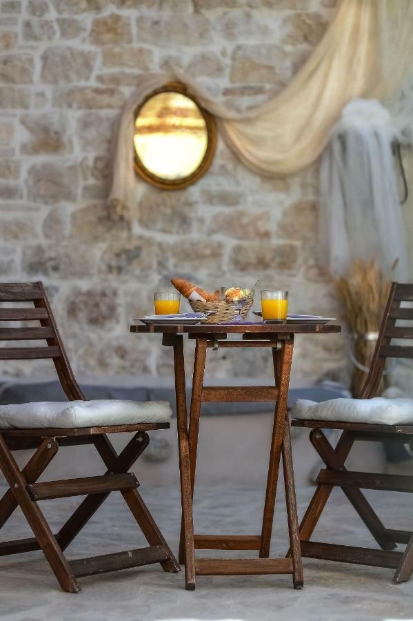 Paxos Fairytales Lovenest 2 Gaios Luaran gambar