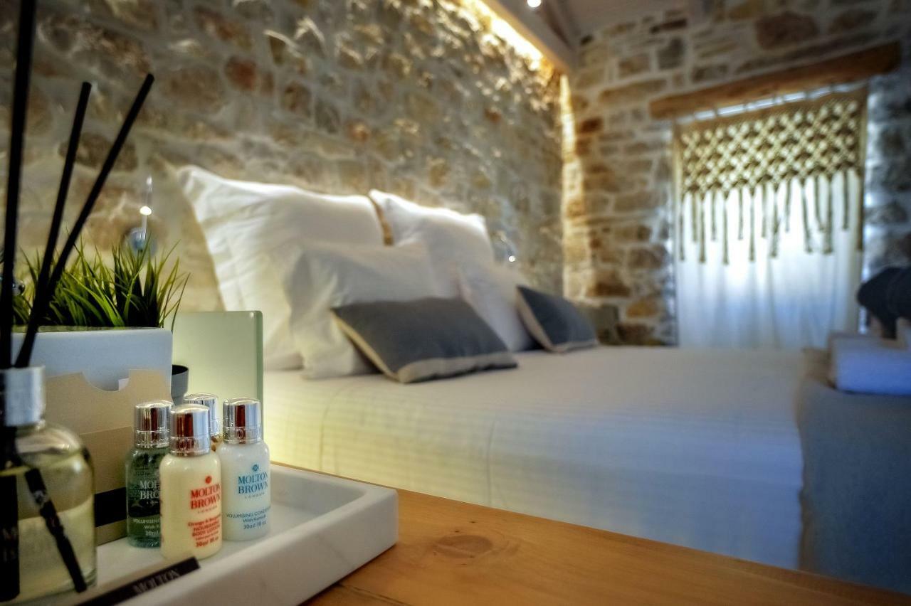 Paxos Fairytales Lovenest 2 Gaios Luaran gambar